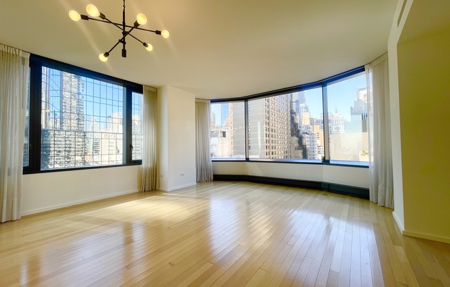 1 bed, 1.5 baths, 1,147 sqft, $7,000, Unit 14D