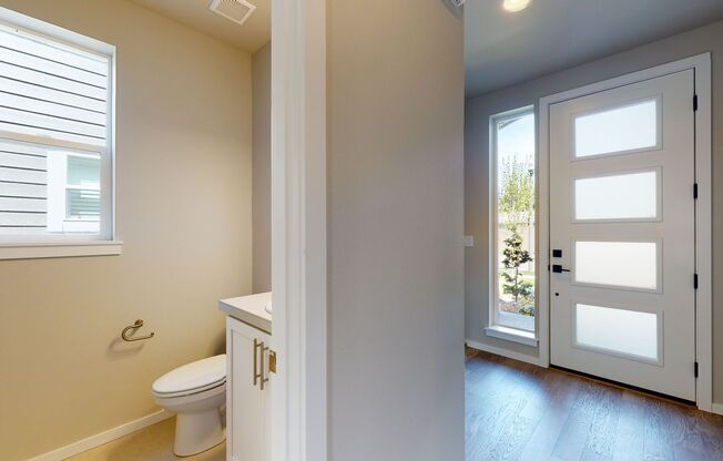 For Rent - Kent East hill Newer home East Hill area, 5 bed/3 bath, 2 car garage!  Available this month!