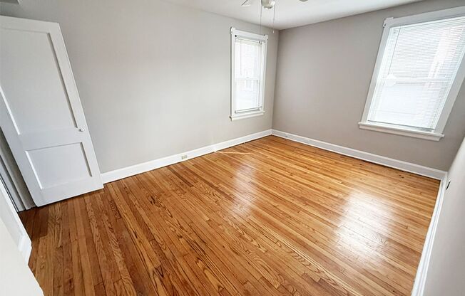 2 beds, 1 bath, 850 sqft, $1,595, Unit 420-15