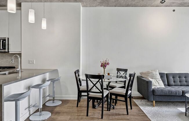 1 bed, 1 bath, 795 sqft, $2,750, Unit 404