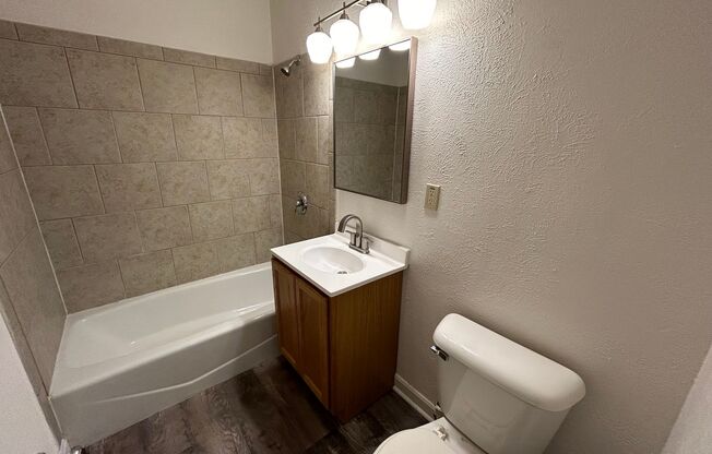 Studio, 1 bath, $750, Unit 205