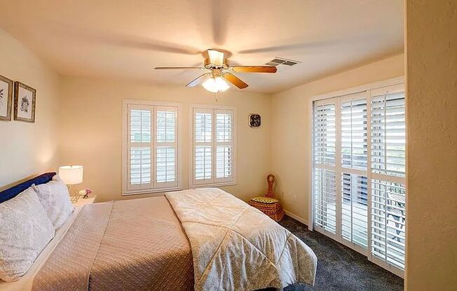 4 beds, 3 baths, $3,220, Unit # 129