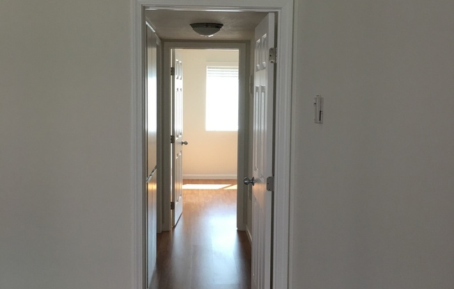 2 beds, 2 baths, 950 sqft, $2,800, Unit 602