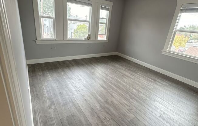 74 N 10th St