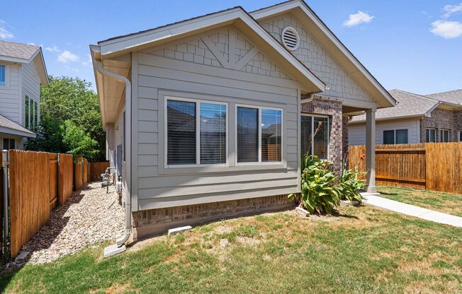 256 Pelican Bay Cir, Kyle, Texas 78640