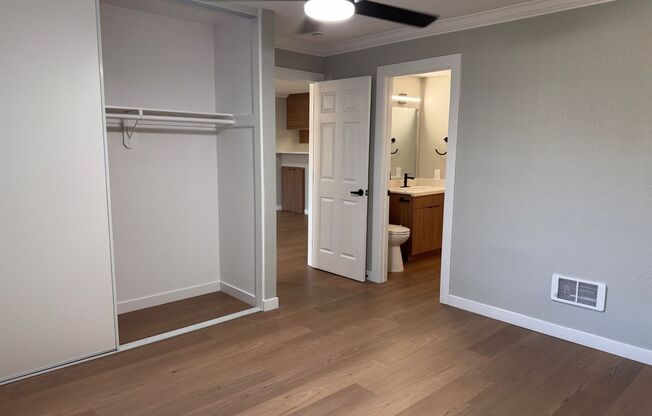 2 beds, 1.5 baths, 866 sqft, $3,115, Unit 800N3