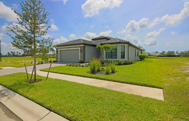 4400 LAKESIDE GRV PL