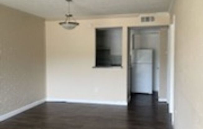 1 bed, 1 bath, 563 sqft, $1,130, Unit 2023