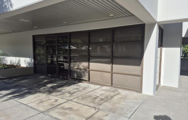 2 beds, 2 baths, 1,264 sqft, $3,100, Unit 207