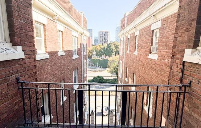 1 bed, 1 bath, 700 sqft, $1,465, Unit 507