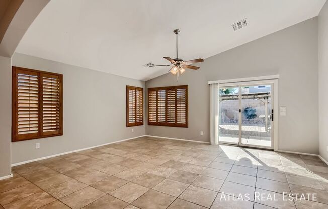 1305 W BUSA DR