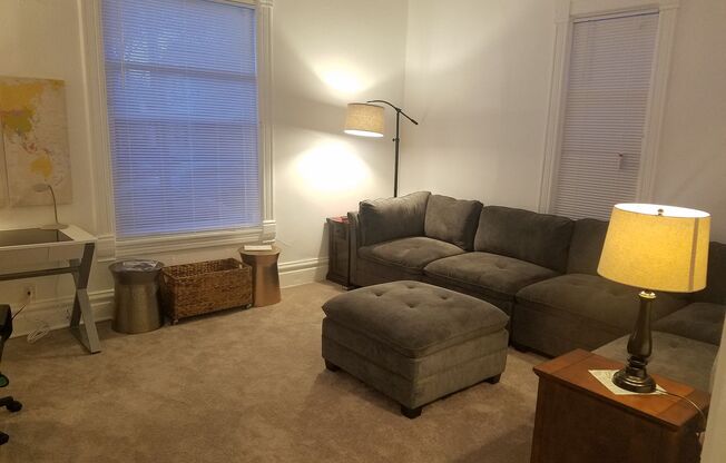 3 beds, 1 bath, $3,100