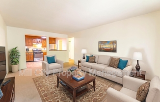 23 COUNTRY CLUB DR