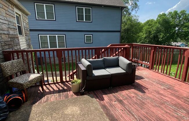 Charming East Nashville Cottage, 2 Bed/1 Bath, Hardwood Floors, Pet Friendly (no fence yard), Large Deck