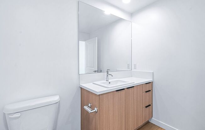 3 beds, 2 baths, 1,400 sqft, $3,700, Unit 502