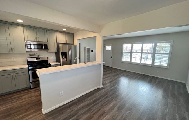 $3,300 - 3 Bed / 1 Bath Home in La Mesa