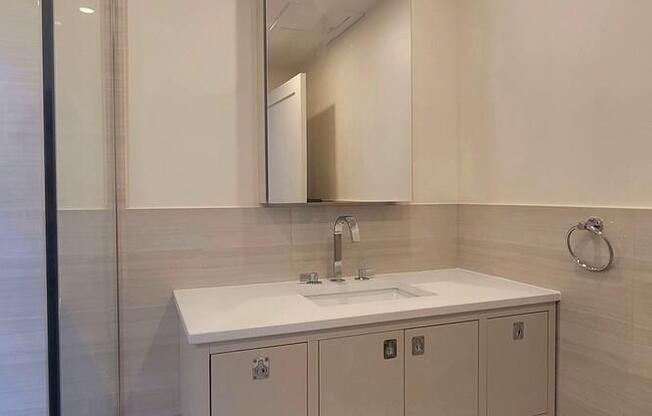 3 beds, 3 baths, $14,000, Unit PHD