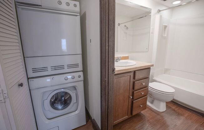 1 bed, 1 bath, 674 sqft, $1,299, Unit 311