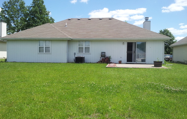 3 beds, 2 baths, $1,450