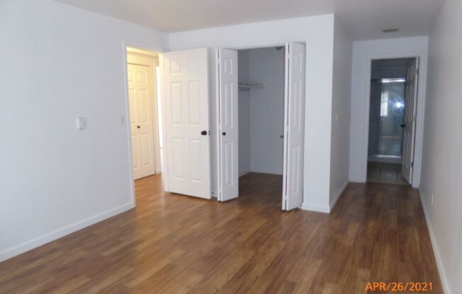 3 beds, 2 baths, 1,350 sqft, $2,795, Unit 3