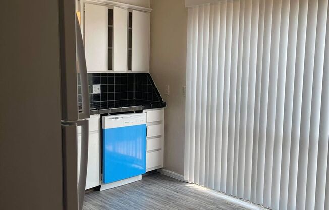 2 beds, 1.5 baths, 950 sqft, $950, Unit 900-3