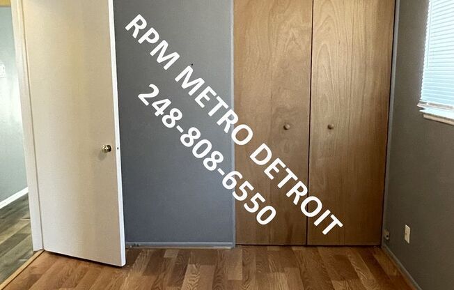 2 beds, 1 bath, $1,195