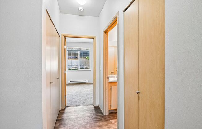 1 bed, 1 bath, 728 sqft, $1,675, Unit D203