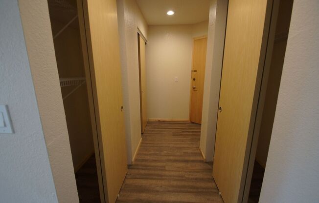 2 beds, 2 baths, 1,050 sqft, $1,724, Unit 206