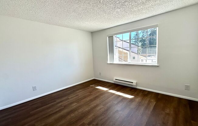 2 beds, 2 baths, 970 sqft, $1,850, Unit L201
