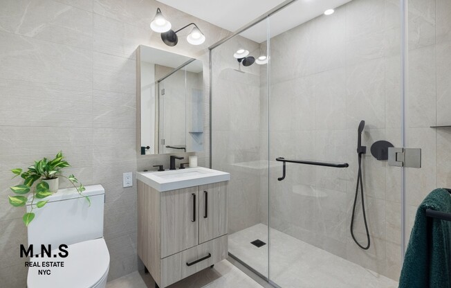 1 bed, 1 bath, $4,634, Unit 614
