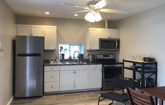 NEWLY REMODELED 1 BED 1 BATH Coming Soon!!