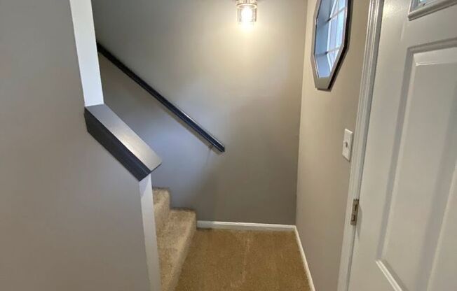 2 beds, 1.5 baths, 1,200 sqft, $1,900, Unit 8130-07