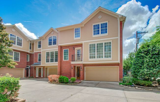 Stunning Three-Bedroom Townhouse Located in The Rice Military Area!