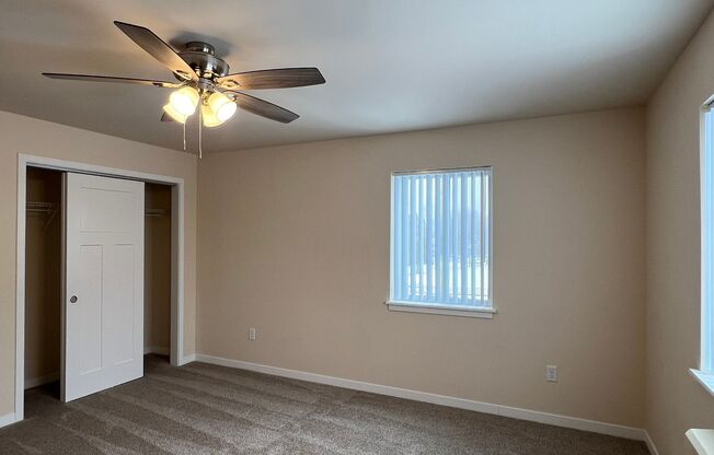 2 beds, 2 baths, 1,483 sqft, $1,675, Unit AT 709-33