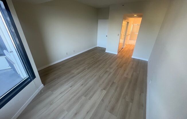 1 bed, 1 bath, $2,595, Unit Unit 502