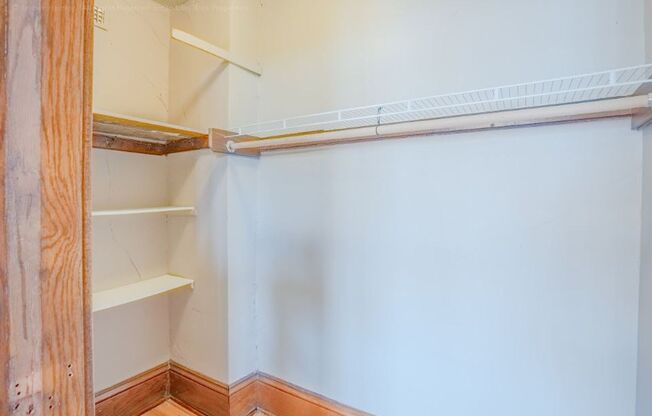 1702 Hague Ave St. Paul, MN 55104