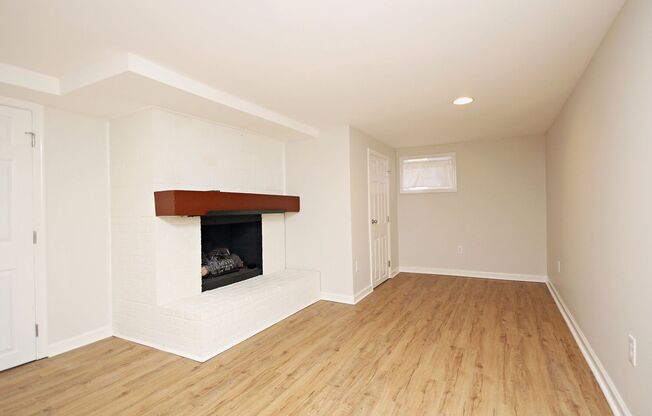 Spacious Basement Apartment With Utilities Included