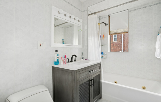 9952 FT HAMILTON PKWY