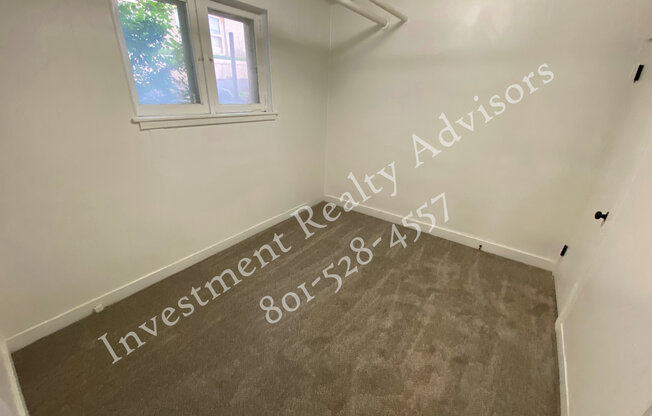 144 E 2 AVE