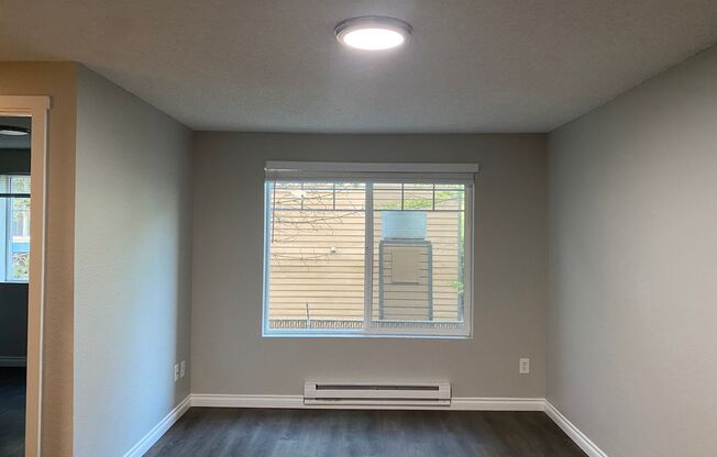 2 beds, 1 bath, 687 sqft, $2,195, Unit C204