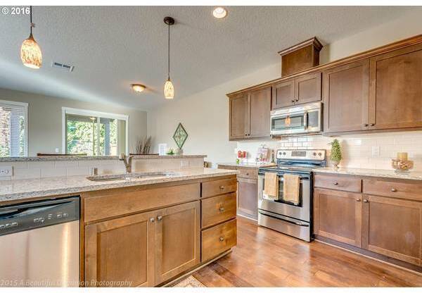 Beautiful Luxury Home for Rent!!