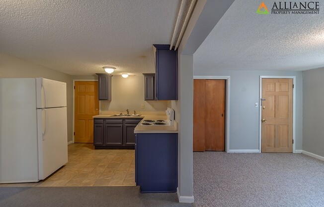 1 bed, 1 bath, 680 sqft, $575, Unit 03