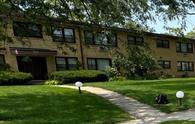 2420 30 W 183 ST 