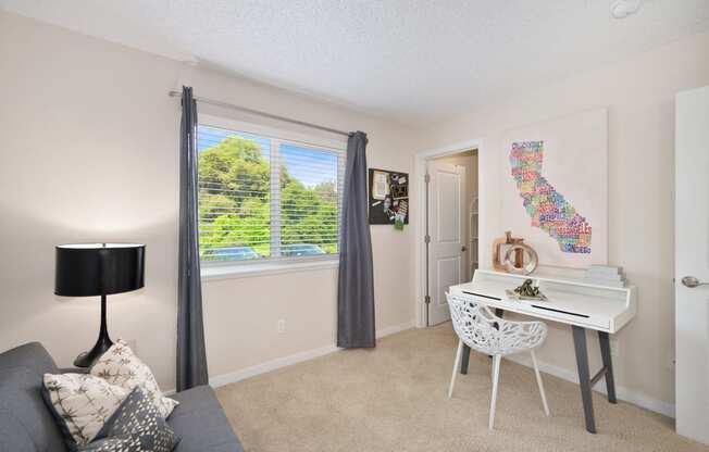 Hidden Oaks - Apartments in Citrus Heights