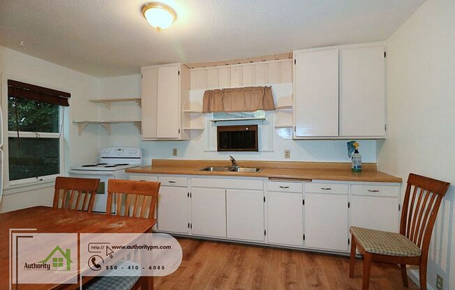 2 beds, 1 bath, $1,395