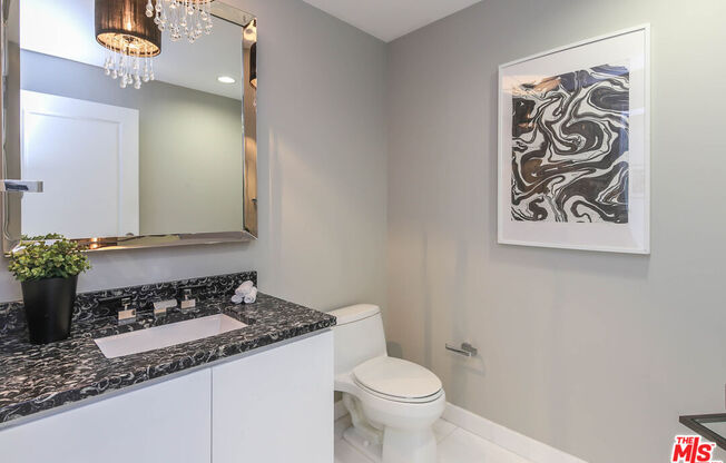 1 bed, 2 baths, 1,000 sqft, $5,999, Unit 31E