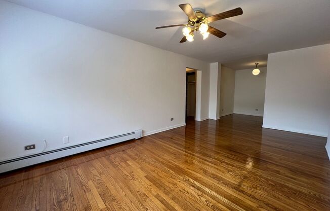 1 bed, 1 bath, 675 sqft, $1,845, Unit 417-307
