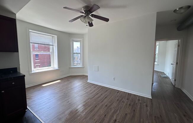 1102 Dekalb