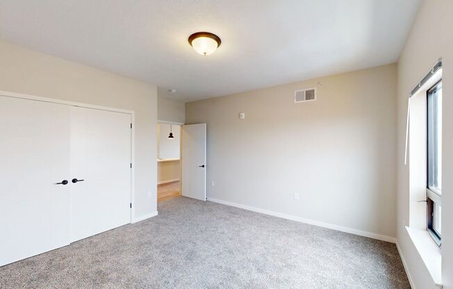 2 beds, 1 bath, 1,096 sqft, $1,445, Unit 2731-2421