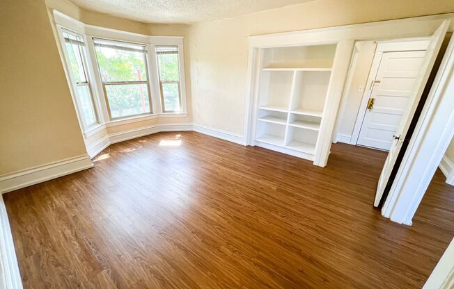 1 bed, 1 bath, 410 sqft, $1,795, Unit 301